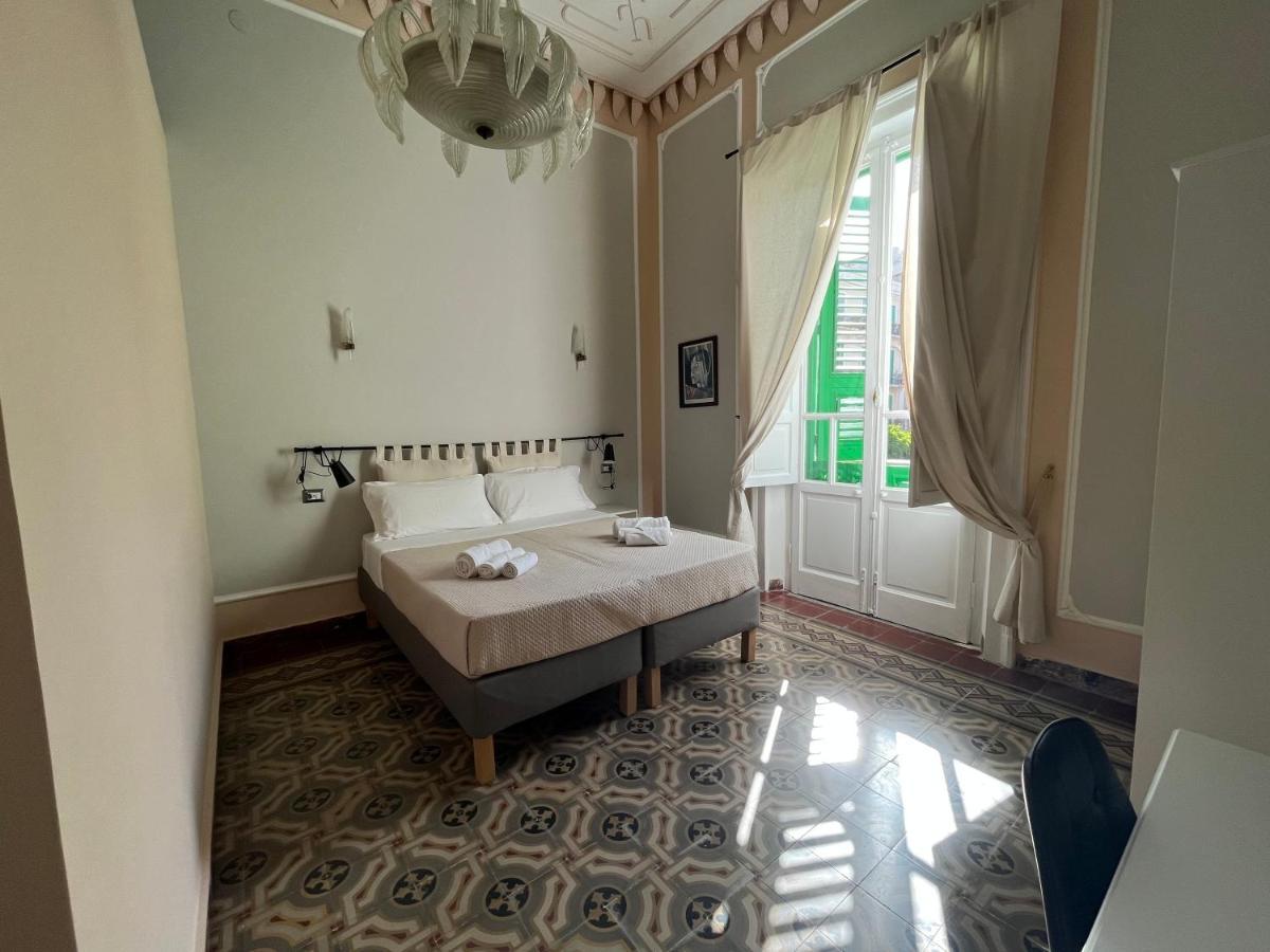 Epoque Bed And Breakfast Messina Eksteriør bilde